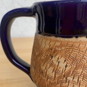💓Elegant Blue and Tan Ceramic Mug